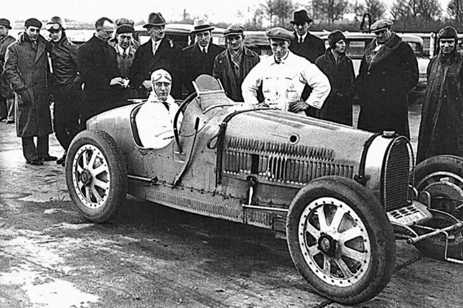 Hellé Nice, du cabaret aux Bugatti !