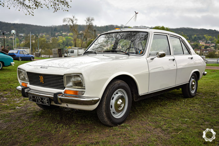 Peugeot 504