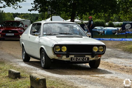 R17 30 2- Renault 17 TS