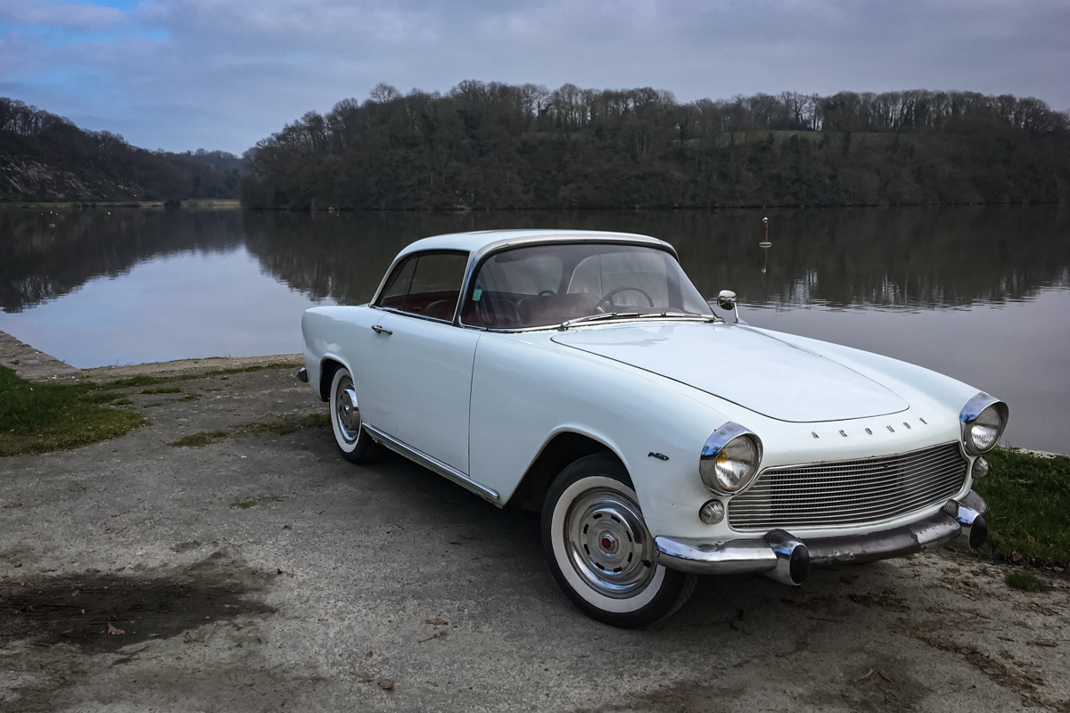 Les Voitures Anciennes de nos Lecteurs : la Simca Aronde Plein Ciel de Hugues