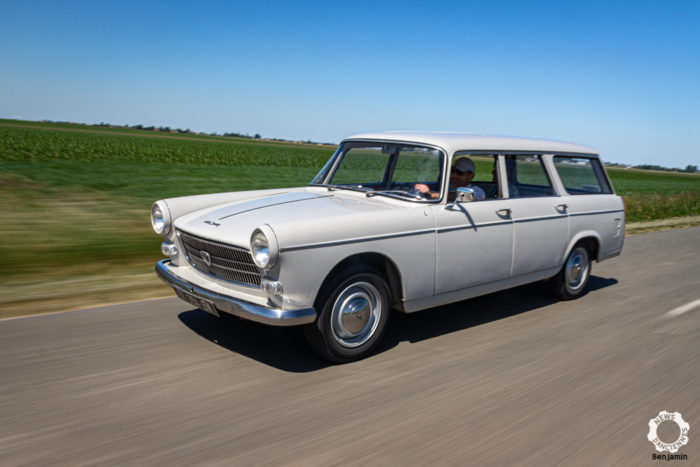 Peugeot 404 Break U6 86- Peugeot 404