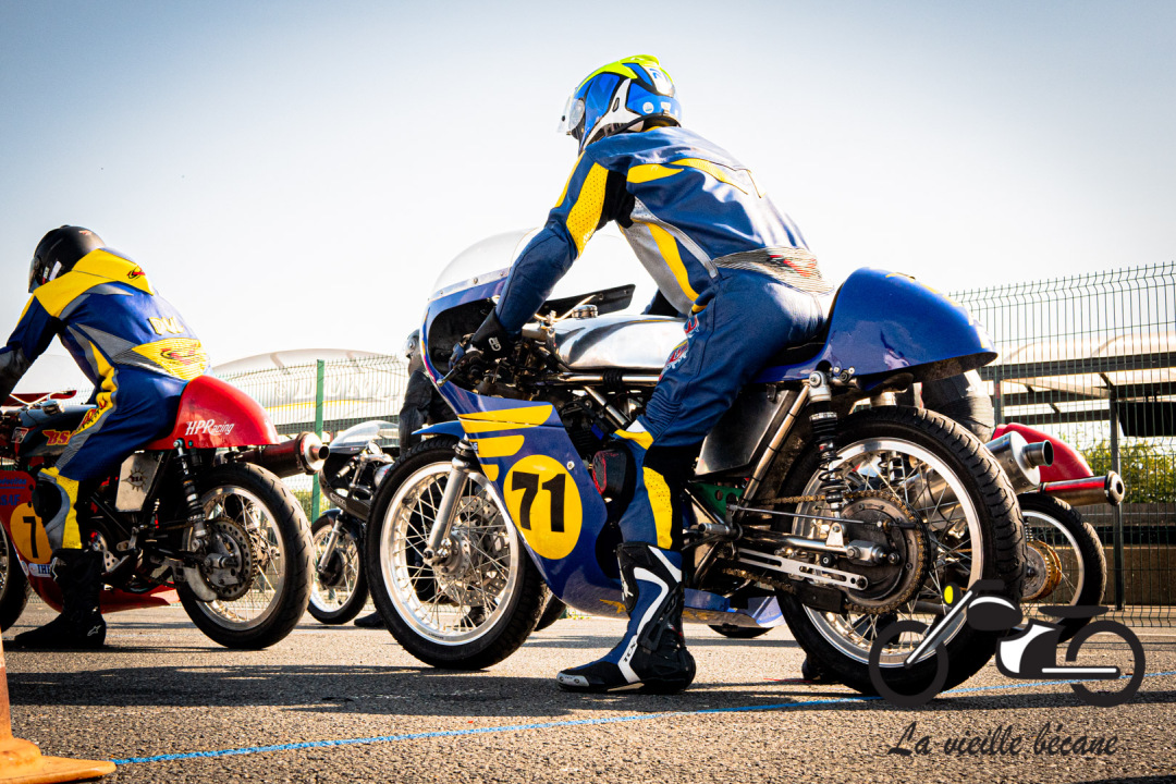 Le Championnat de Vitesse en Moto Ancienne faisait escale à Carole
