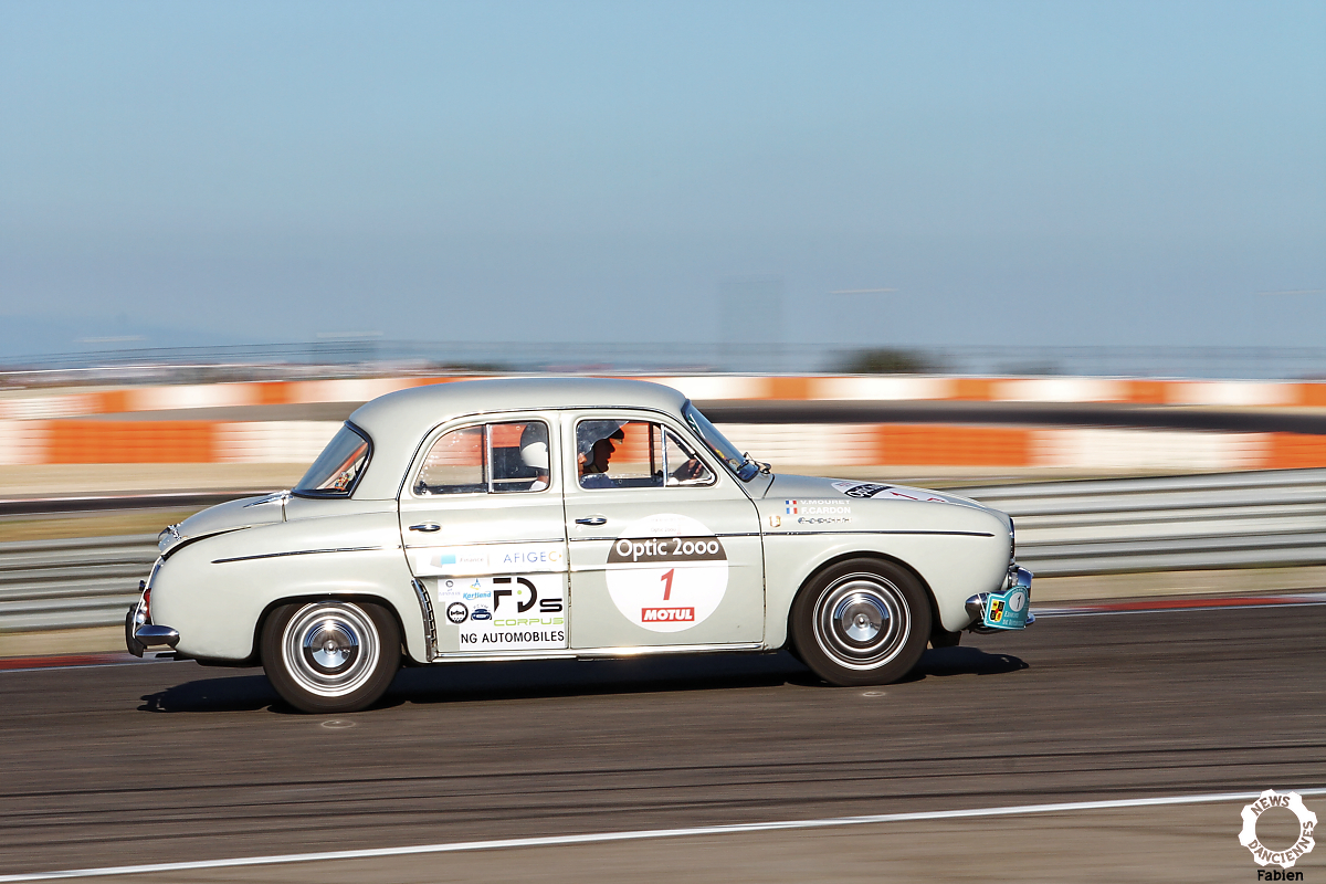 Une Dauphine Gordini au Tour Auto 2020, une épreuve magique sans se ruiner !