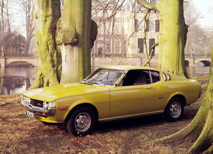 Toyota Celica 2000 GT- Toyota Celica
