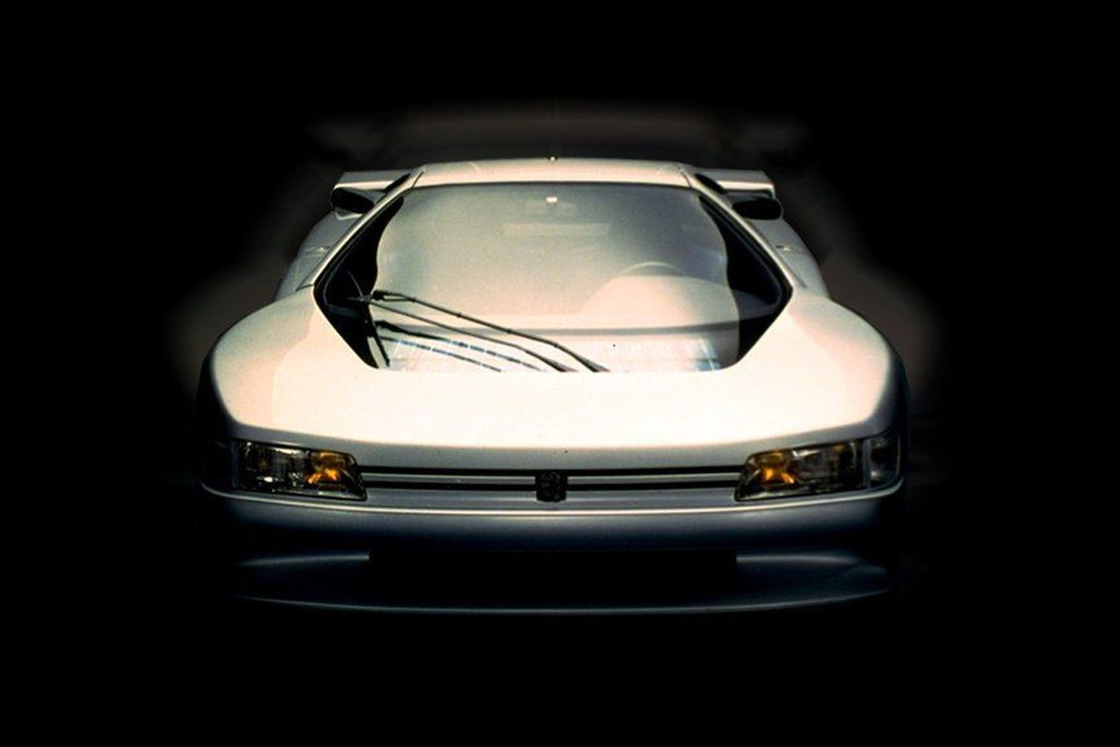 Concepts et Études, ép. 20 : Peugeot Oxia, le Lion sort ses griffes