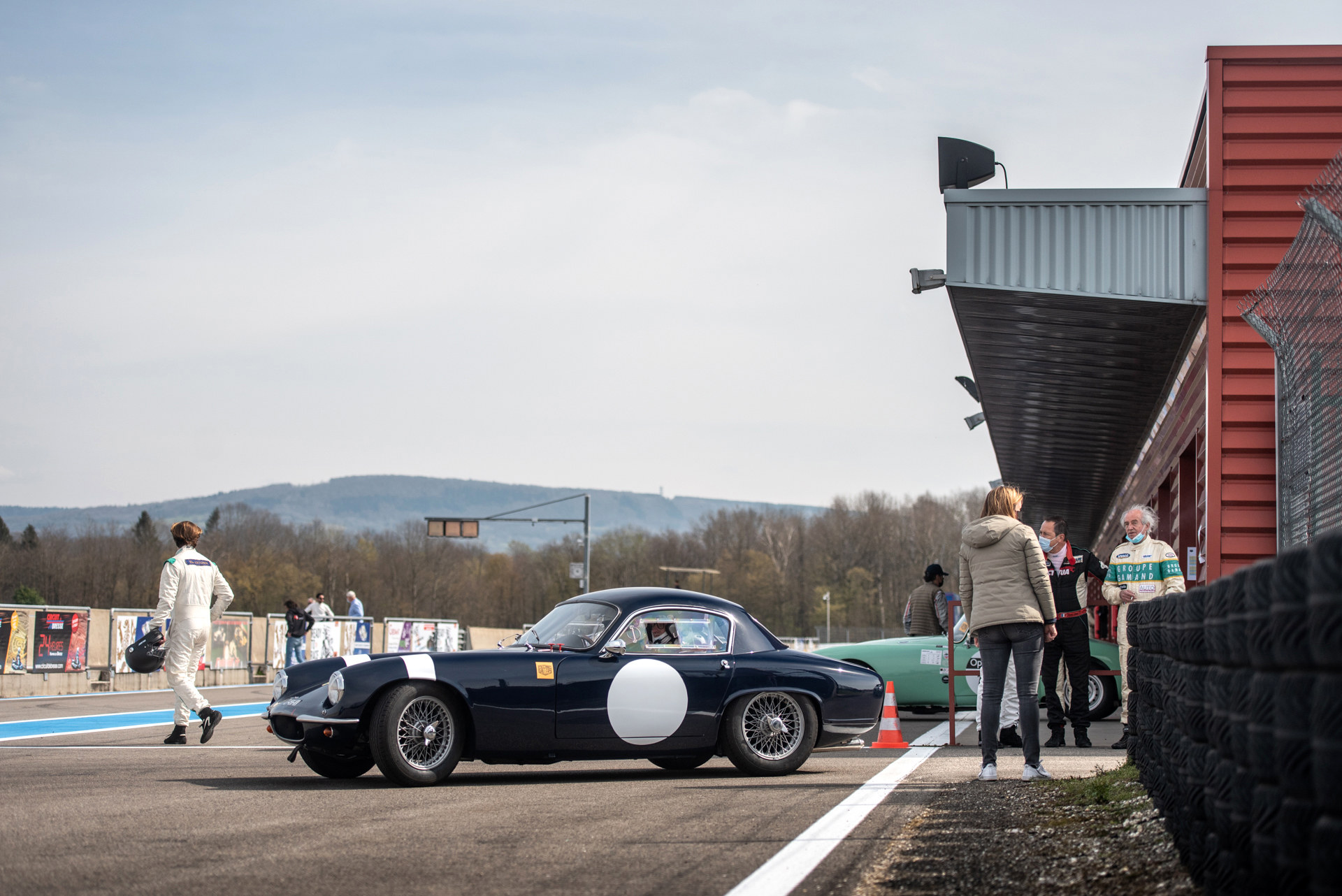 En piste aux « Historic Trackdays » du Classic Racing Group