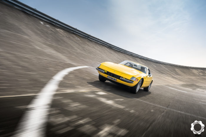 Ferrari 365 GTB 9456-