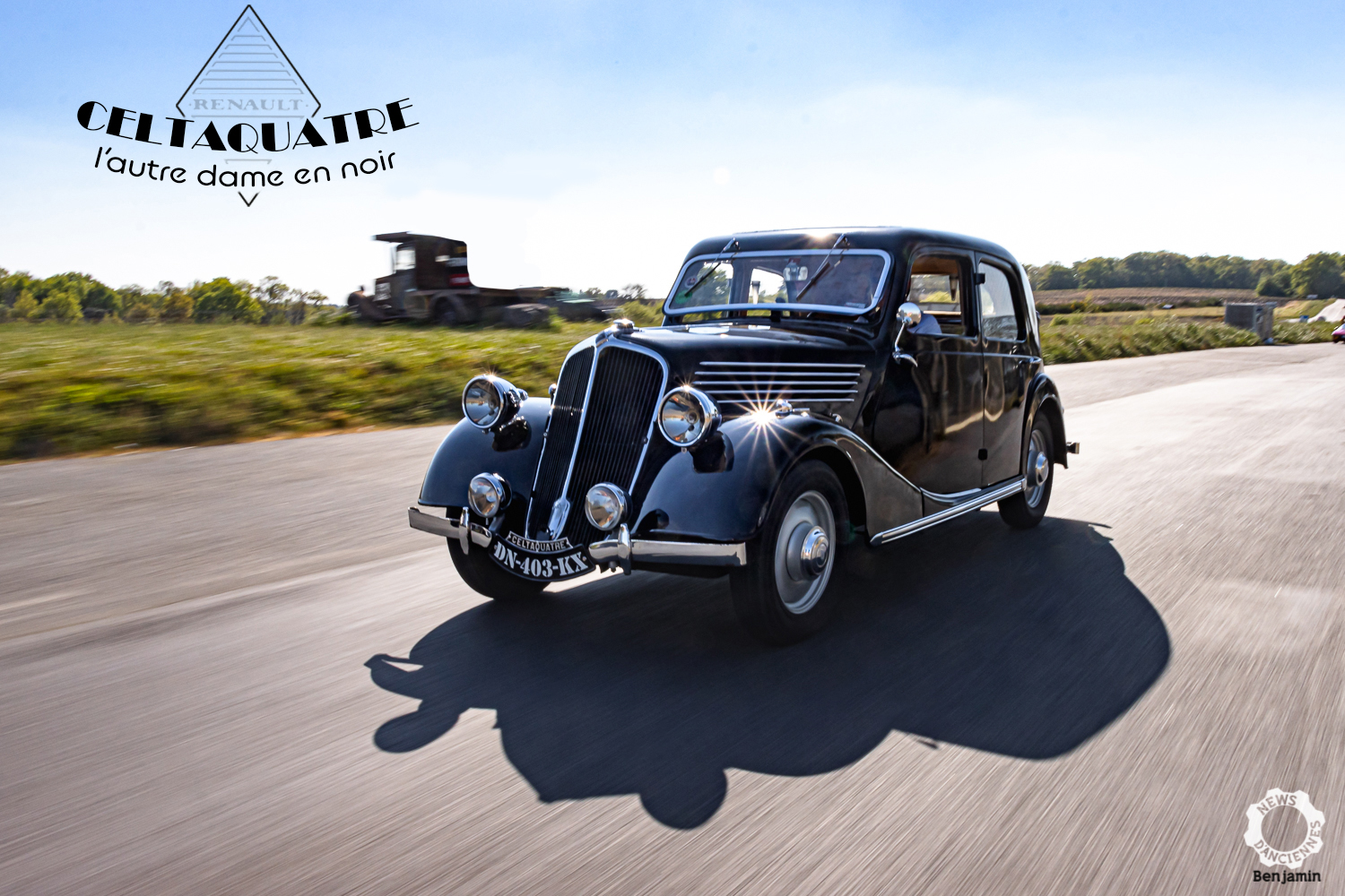 Renault Celtaquatre, au volant de l&rsquo;autre dame en noir