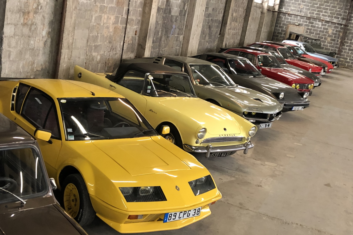 120 autos d&rsquo;une même collection bientôt aux enchères