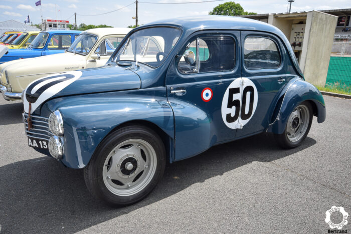 Renault 4CV 88- Renault 4CV