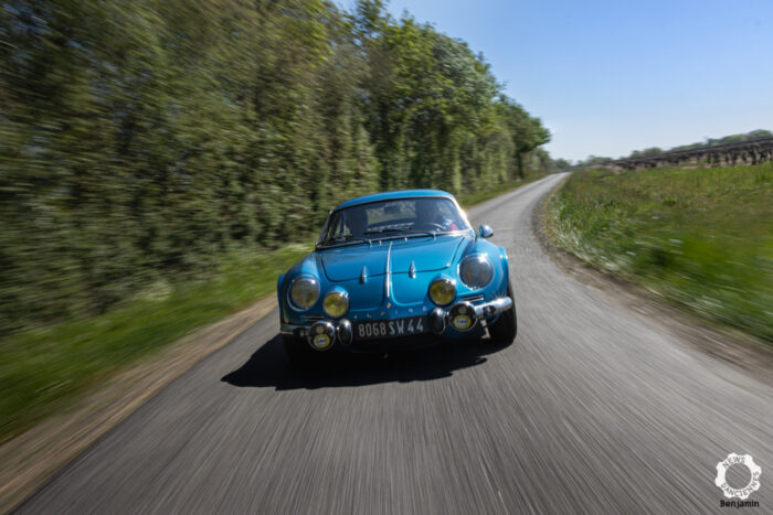 Alpine A110 1300S par News dAnciennes Dynamique- Alpine A110 1300S