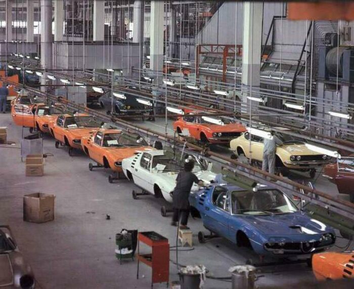 Ligne de Production de lAlfa Romeo Montreal- Alfa Romeo Montreal