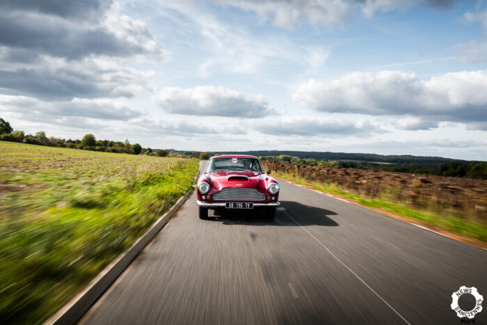 Aston Martin DB4 par Mark pour News dAnciennes 32- Aston Martin DB4