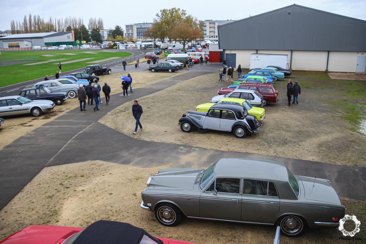 La Bourse de la Ferté Bernard perturbée par la pluie