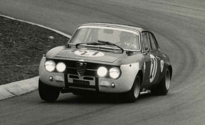 Alfa Romeo GTAM- Alfa Romeo Sprint GTAm