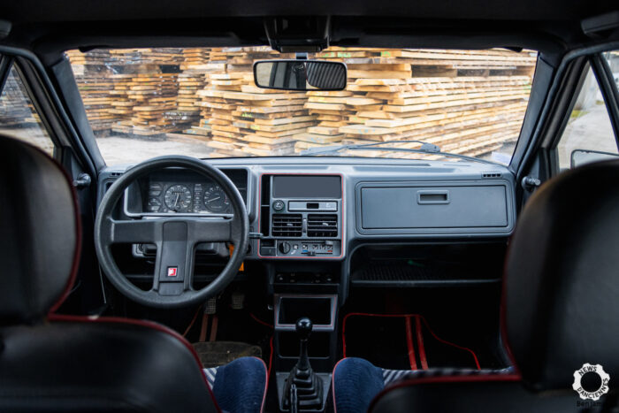 Citroen AX GT par News dAnciennes Statique 62 1- AX GT