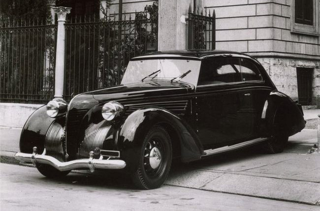 Alfa Romeo 6C 2300B Vutotal par Castagna- Castagna