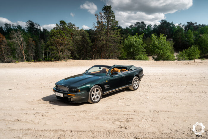 Aston Martin V8 volante 04001- Aston Martin V8 Volante