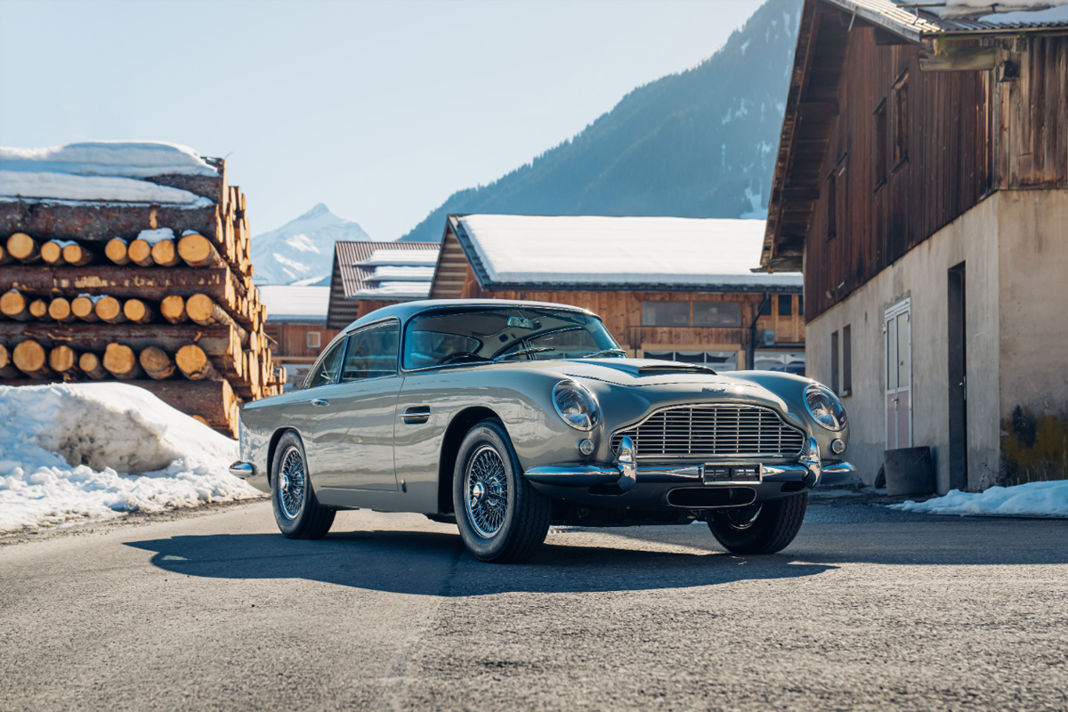Broad Arrow Auctions à Monterey : 250 Tour de France et DB5 de Sean Connery au programme