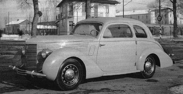 Fiat 1100 Victoria copie- Bertone