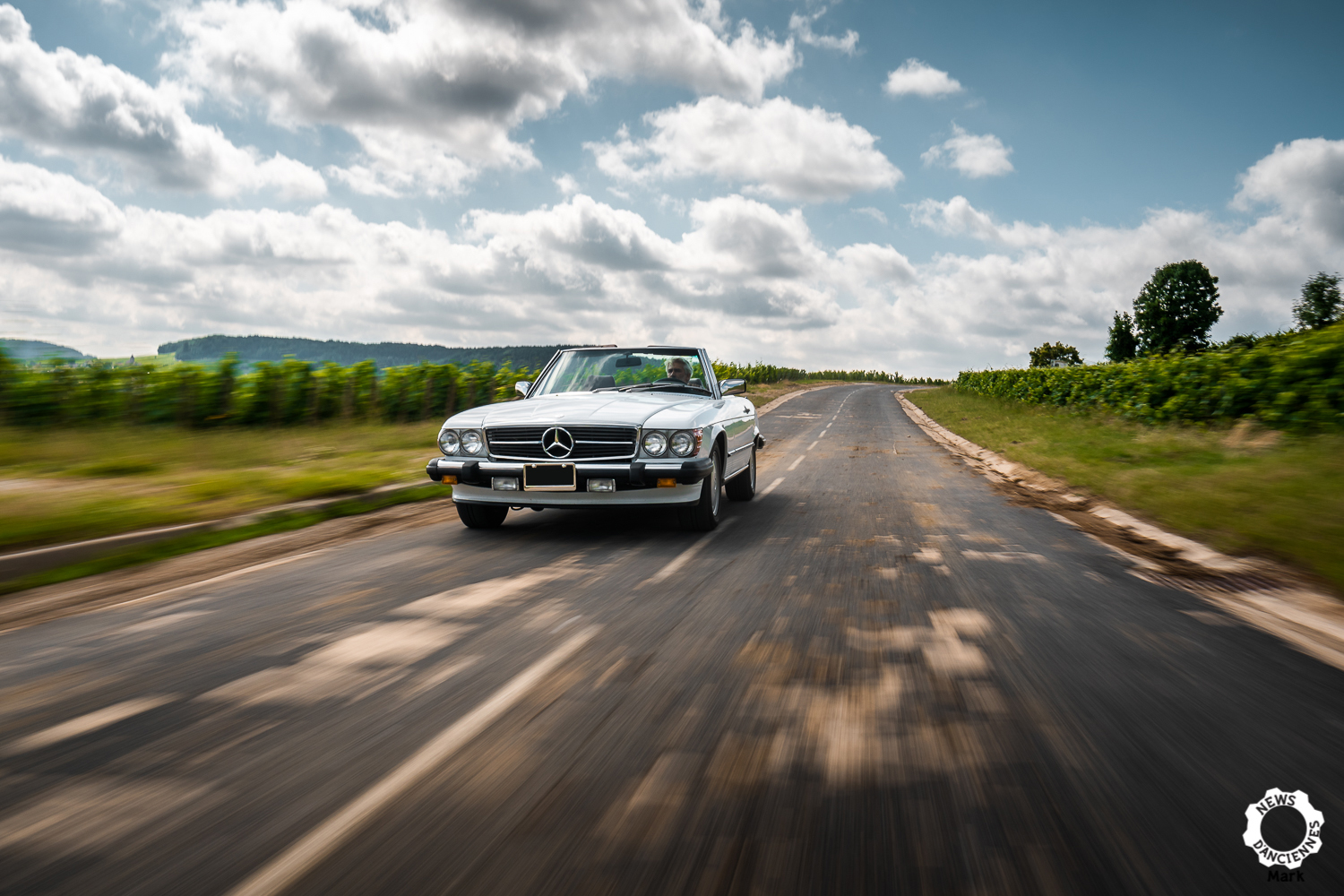 Essai d&rsquo;une Mercedes 560 SL, la germano-américaine à l&rsquo;aise partout