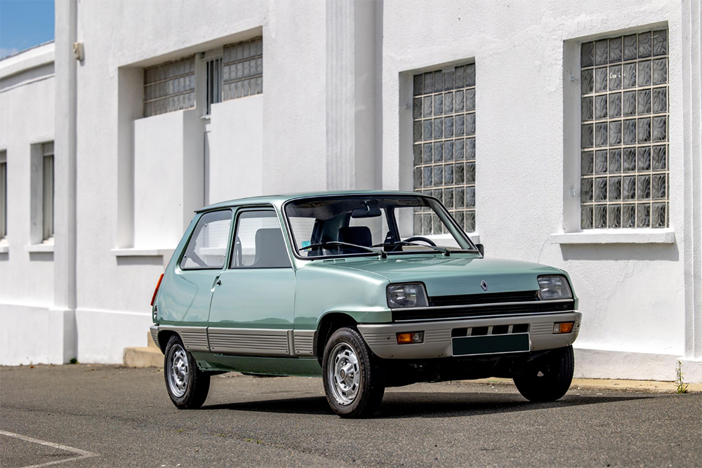 Les résultats des Renault (et des autres beautés) de la vente Osenat du 18 Juillet