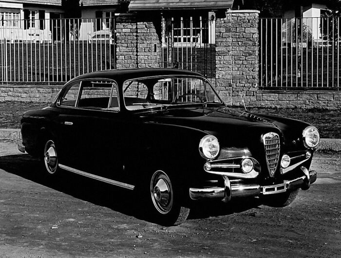 Alfa Romeo 1900 L Par Bertone- Bertone
