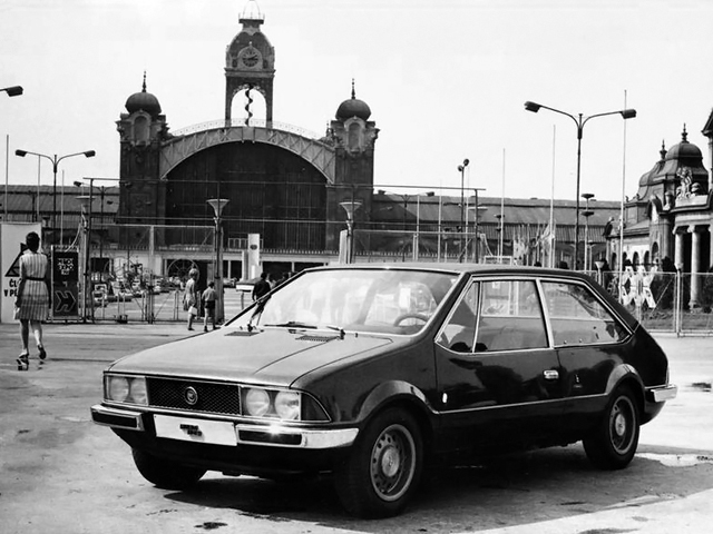 Fiat 128 Coupe 3- Bertone