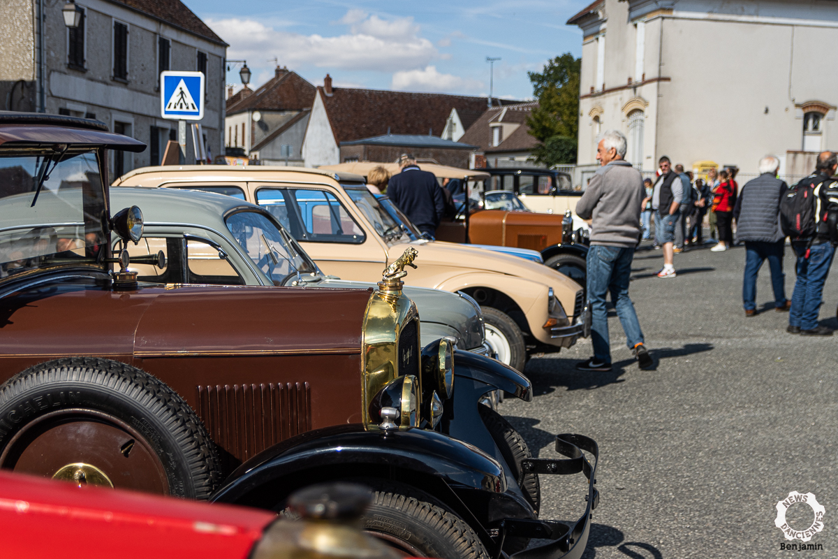 À Chenoise (77), de belles autos pour les Journées du Patrimoine
