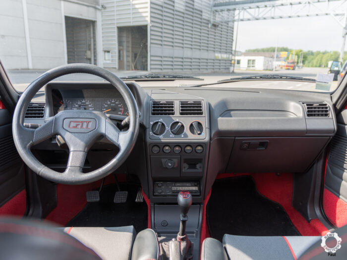 Peugeot 205 GTI 1.9 par Paul pour News dAnciennes 8- Peugeot 205 GTI 1.9