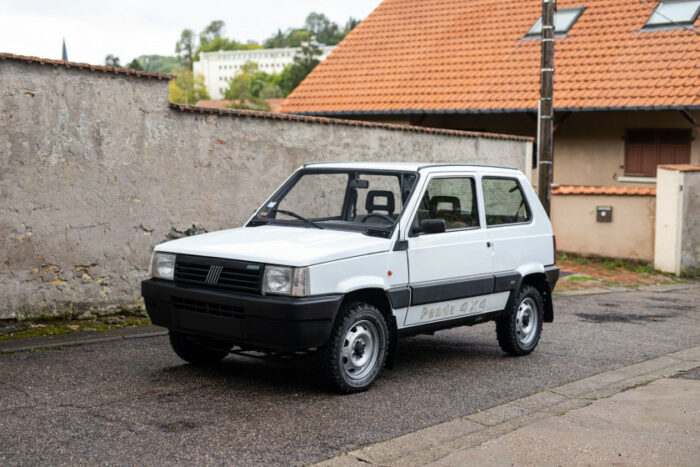 Automobiles sur les Champs Fiat Panda 4x4 1- Italdesign