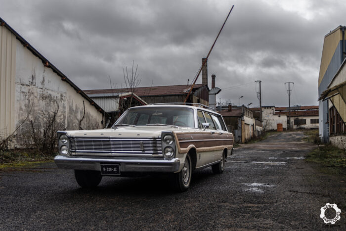 Ford Country Squire par News dAnciennes 52- Ford Country Squire