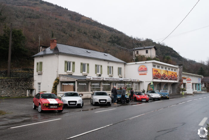Petite pause pour les Givrés du Pourtalet.