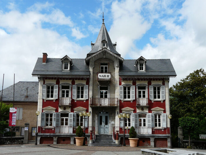Pierrefitte Nestalas mairie-