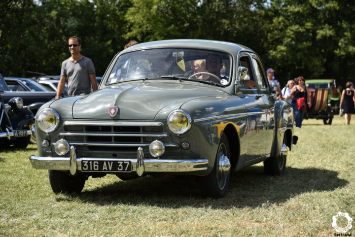 29081190397 3c2c79e807 k- Renault 10