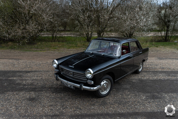 Peugeot 404 par News dAnciennes 10- Peugeot 404