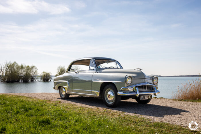 Simca Aronde Grand Large par Ludovic pour News dAnciennes 28- Simca Aronde