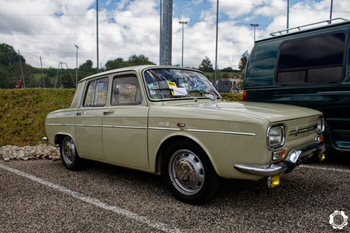 Renault 10-
