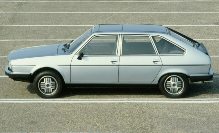 Renault 30 TX Phase 2 2- Renault 20
