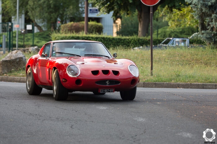 Réplique 250 GTO