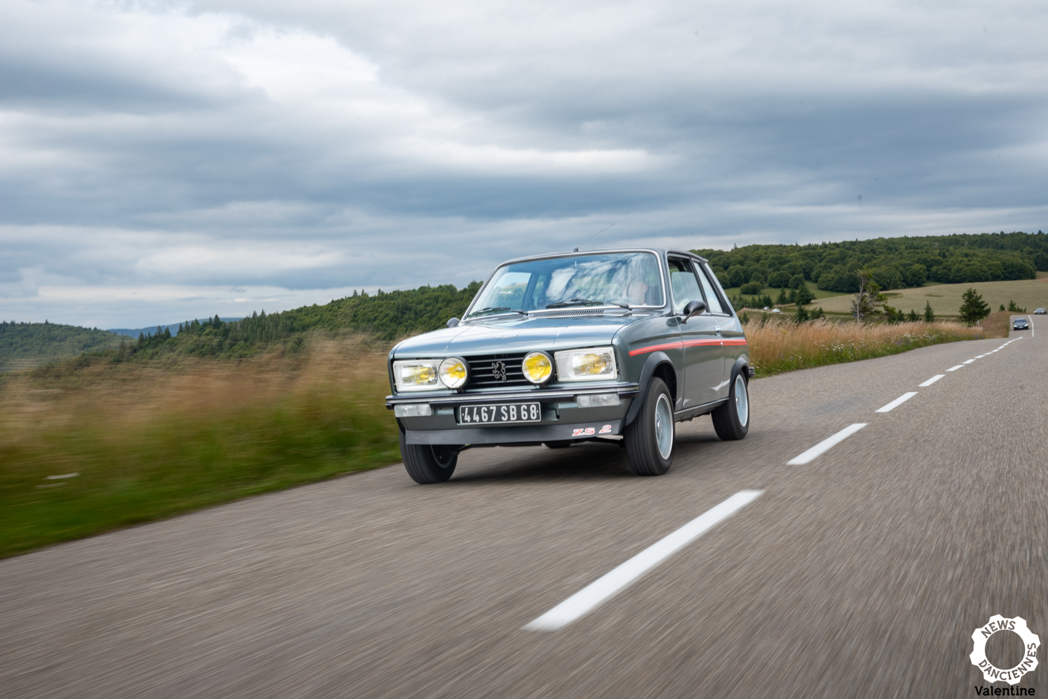 Au volant d&rsquo;une Peugeot 104 ZS2, comme un air de Groupe 2