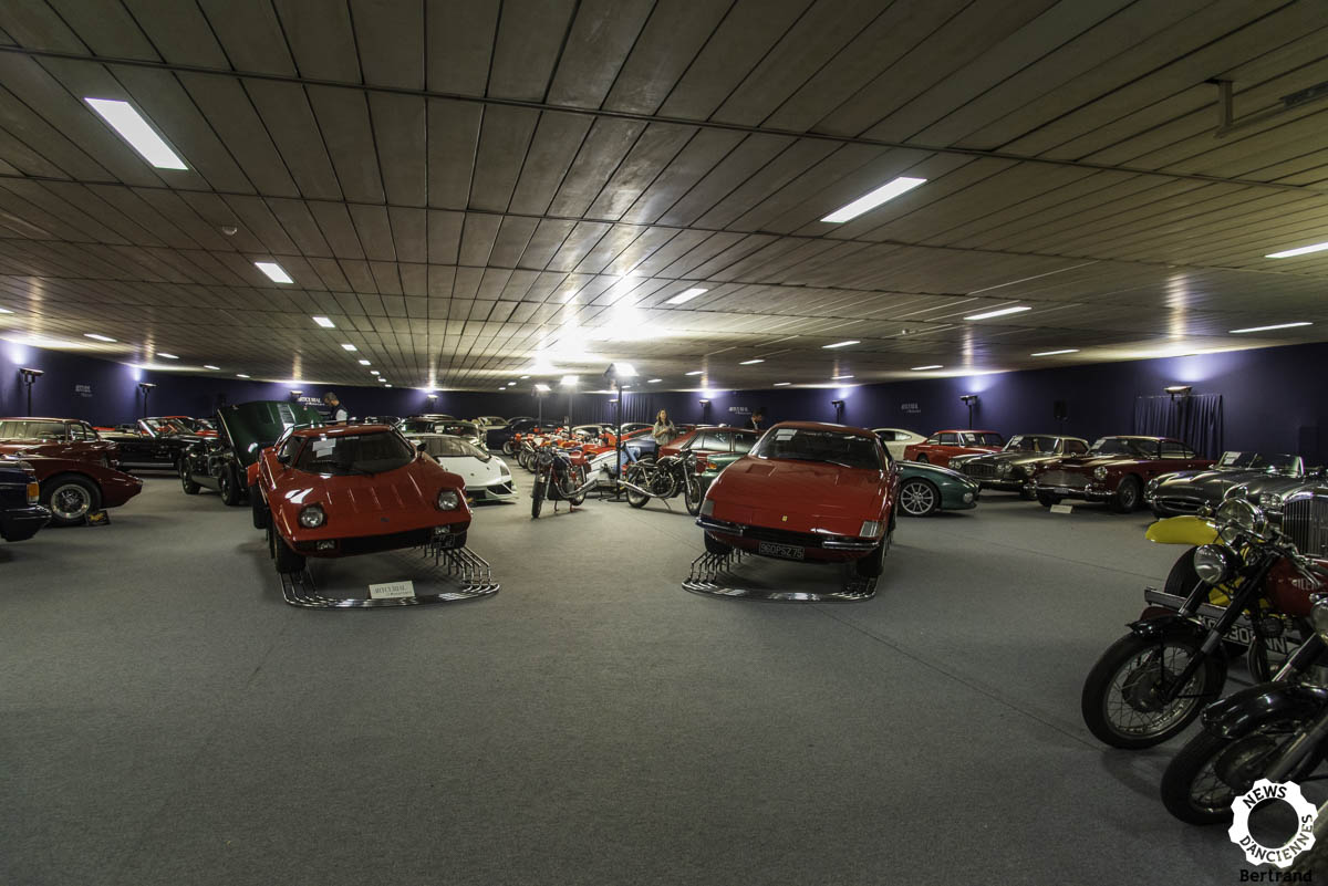 Automobiles sur les Champs : fortune diverses pour les beautés classiques et la collection Trigano sous le marteau d&rsquo;Artcurial
