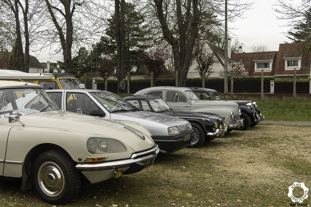 Le plein d&rsquo;anciennes (et de MG) au mensuel de l&rsquo;EVAMM à Maisons-Laffitte