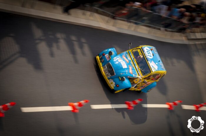 2cv aux 5 litres du Mans