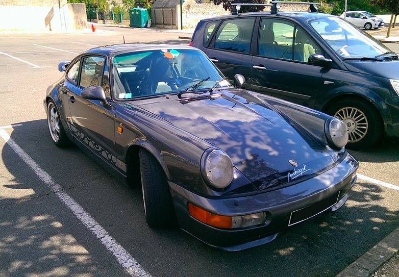 Vue dans la rue : Porsche 911 964